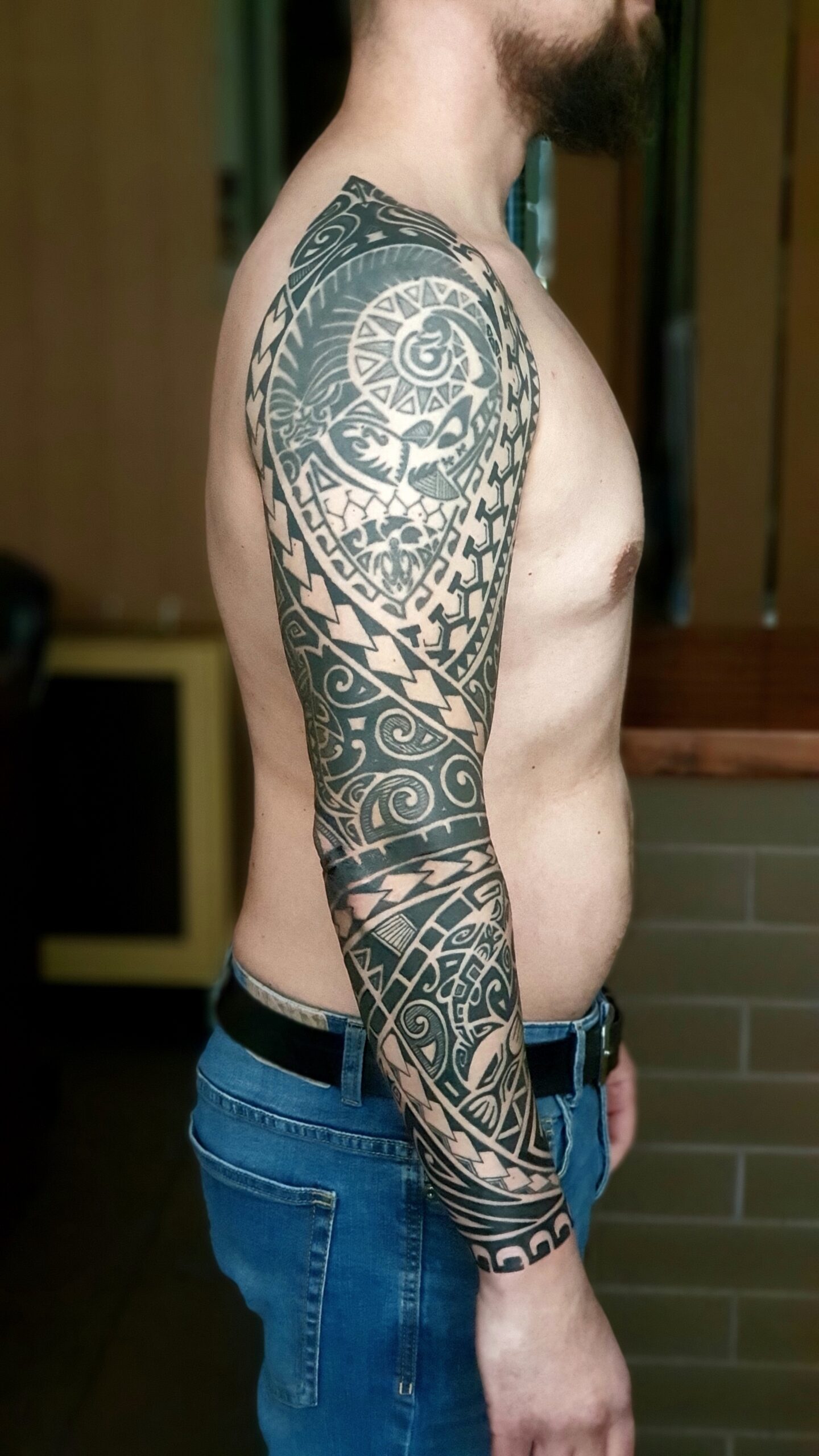 Tatuaż maori męski rękaw Guru Tattoo Wrocław